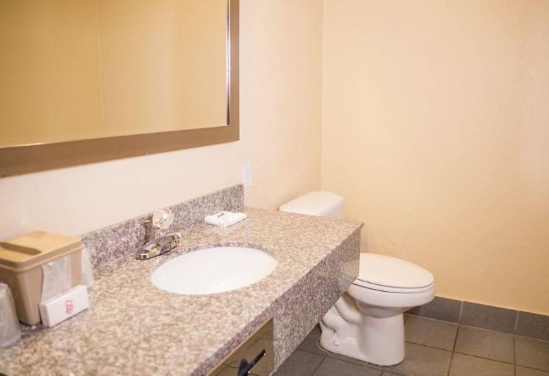 Red Roof Inn Mobile - Midtown Εξωτερικό φωτογραφία