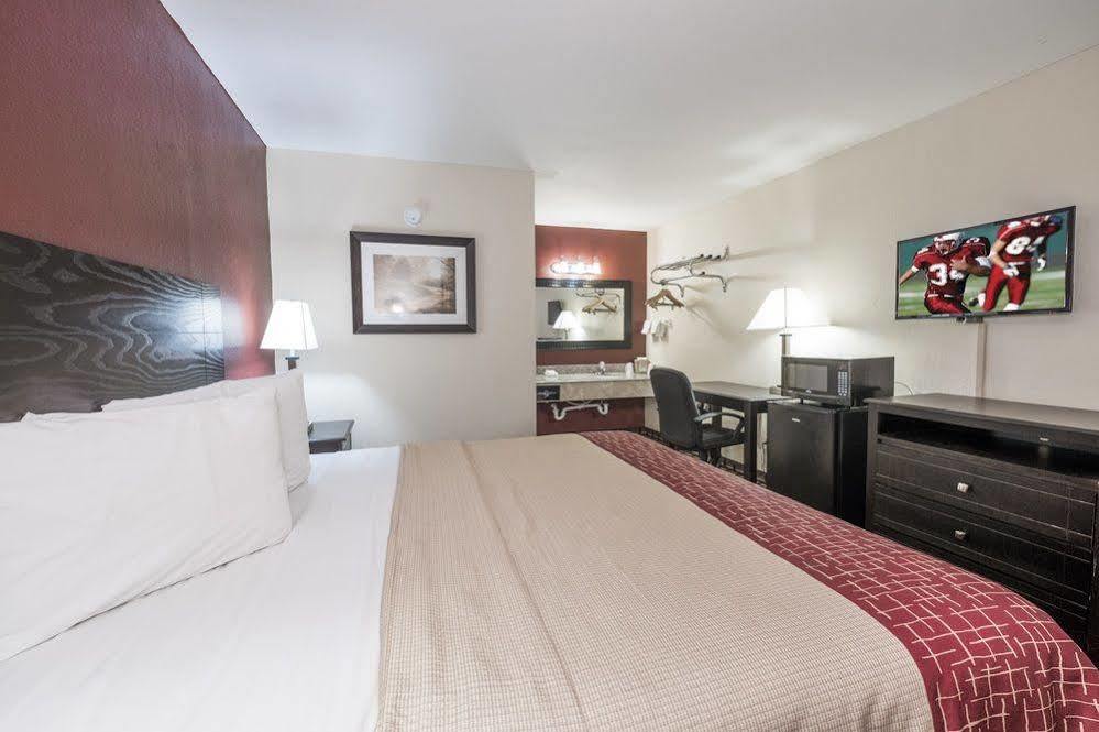 Red Roof Inn Mobile - Midtown Εξωτερικό φωτογραφία